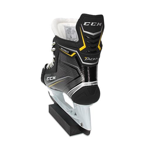 2024 Brand new Senior Small CCM Tacks 9060 Sh